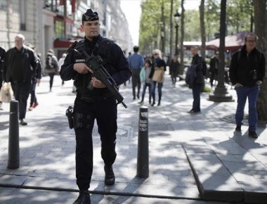 Διεθνής Αμνηστία: Πρόσχημα η «κατάσταση έκτακτης ανάγκης» στη Γαλλία για την αποτροπή κοινωνικών διαμαρτυριών